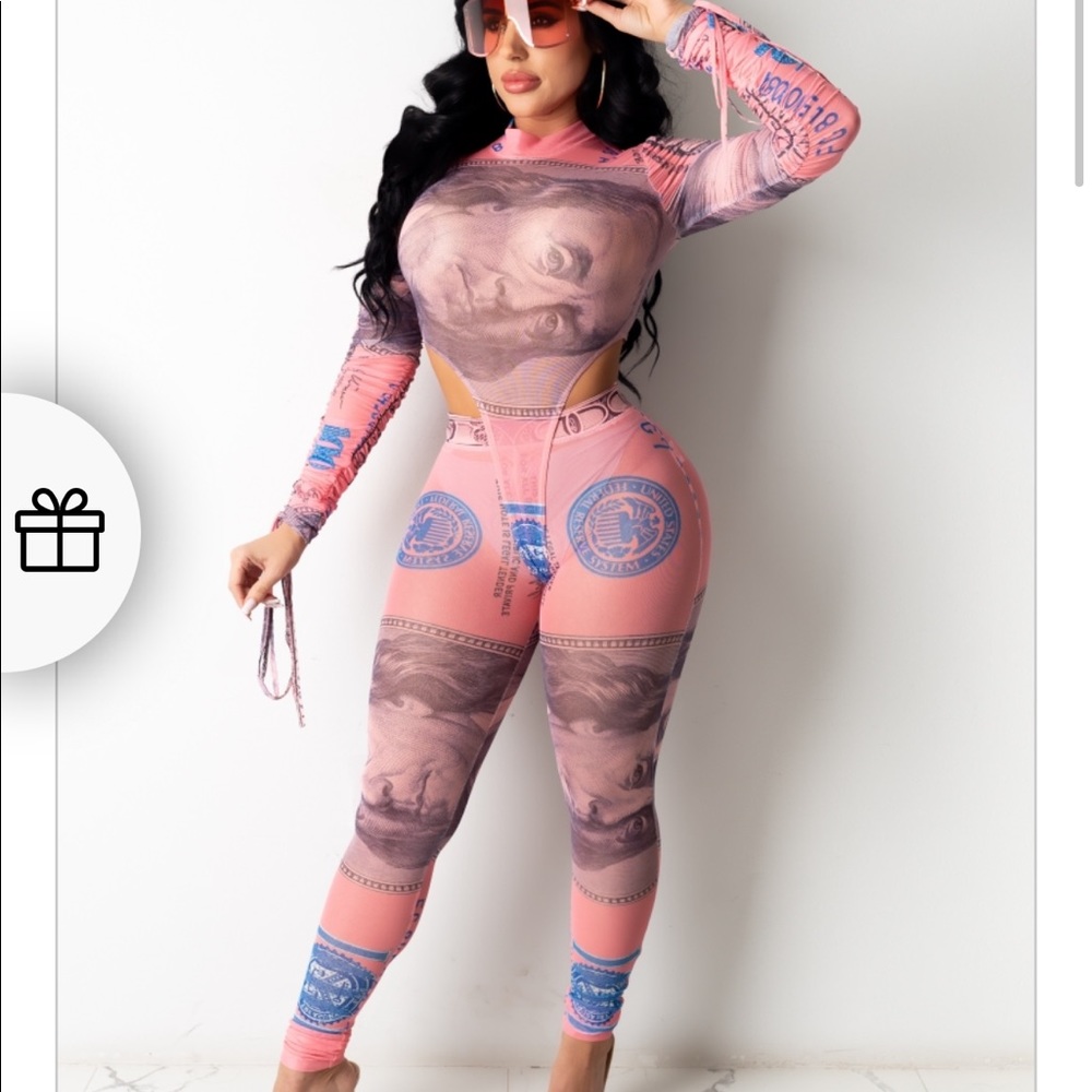 Pink Mesh Money Pant Set - Picture 2 of 9